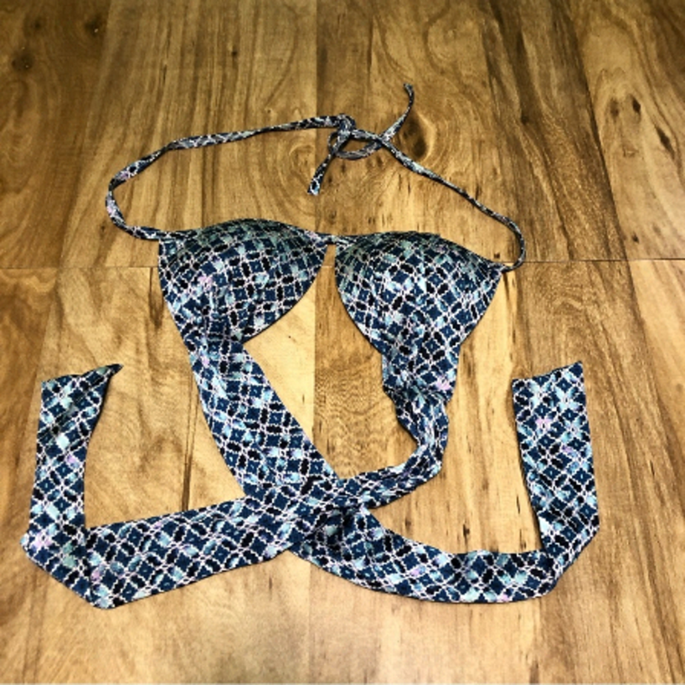 5/$25 Athleta Halter Tie Wrap Bikini Bathing Swim Suit Top XS Blue Geometric